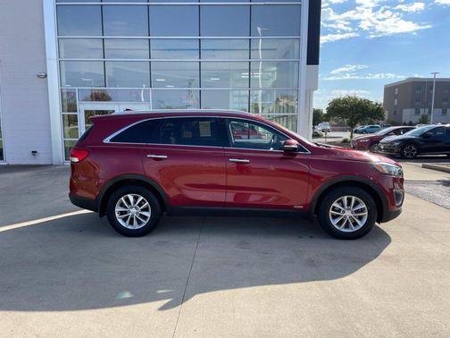 Remington Red 2017 Kia Sorento LX