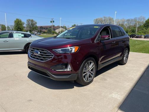 Burgundy 2024 Ford Edge Titanium