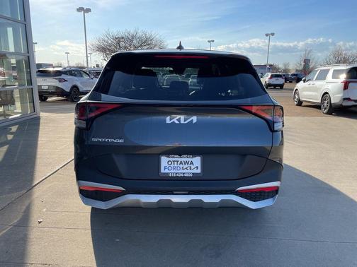 2024 Kia Sportage EX