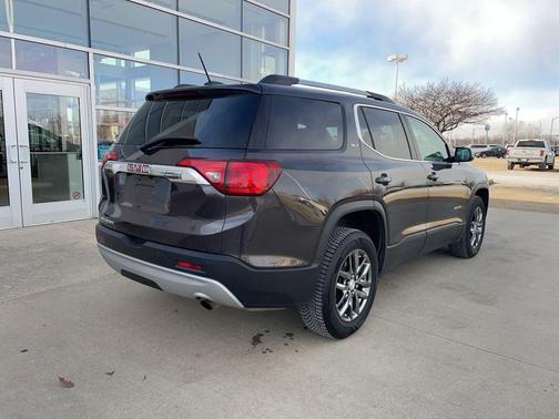 2017 GMC Acadia SLT-1