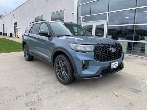 Vapor Blue Metallic 2026 Ford Explorer ST-Line