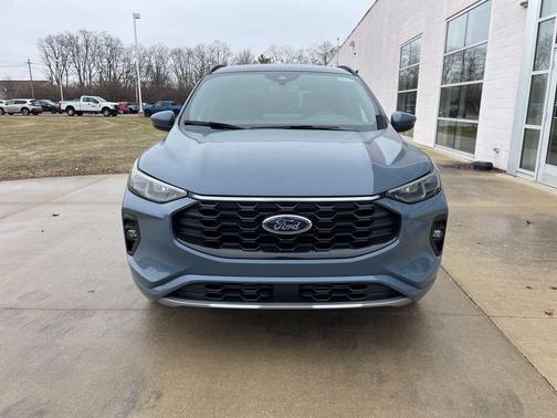 2026 Ford Escape ST-Line Elite