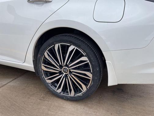 2024 Nissan Altima 2.5 SL