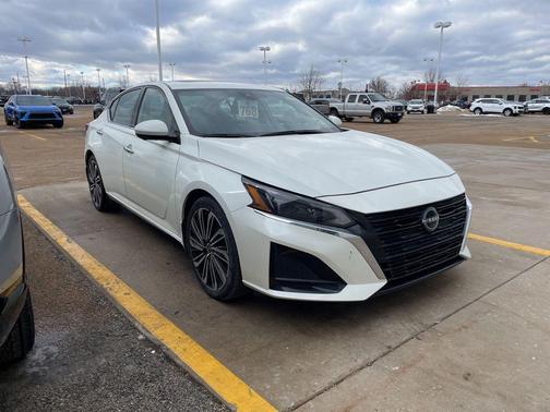 2024 Nissan Altima 2.5 SL