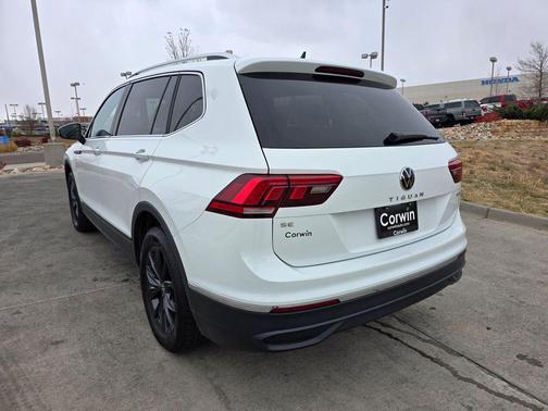 2024 Volkswagen Tiguan 2.0T SE 4MOTION