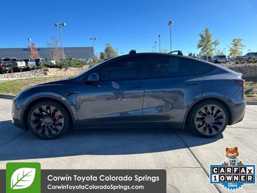 2022 Tesla Model Y Performance Dual Motor All-Wheel Drive