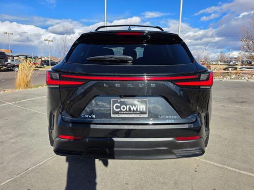 2023 Lexus NX 450h+ Luxury