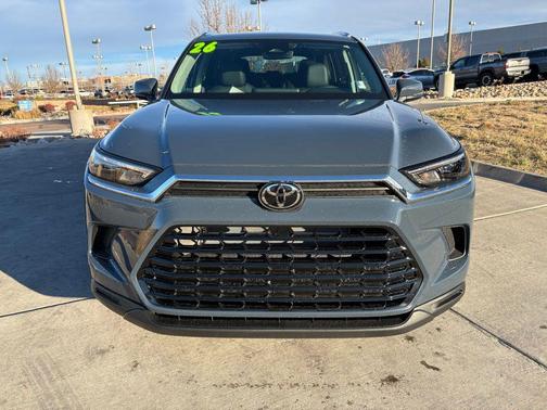 2026 Toyota Grand Highlander Hybrid XLE