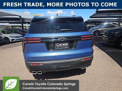 2024 Chevrolet Traverse LT