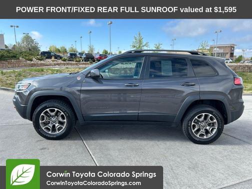 Granite Crystal Metallic Clearcoat 2020 Jeep Cherokee Trailhawk