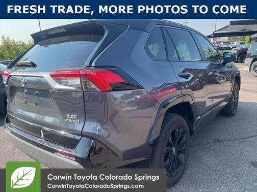 2023 Toyota RAV4 Hybrid SE
