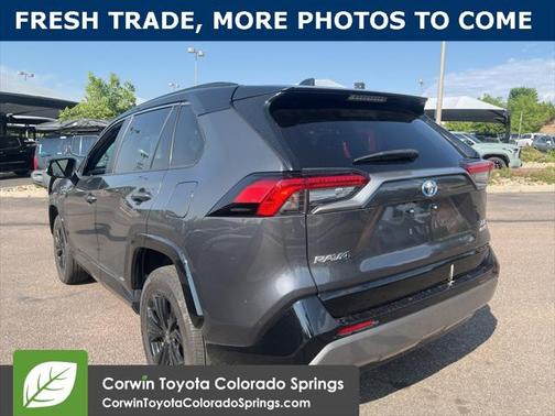 2023 Toyota RAV4 Hybrid SE