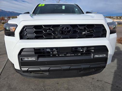 2025 Toyota 4Runner TRD Off Road