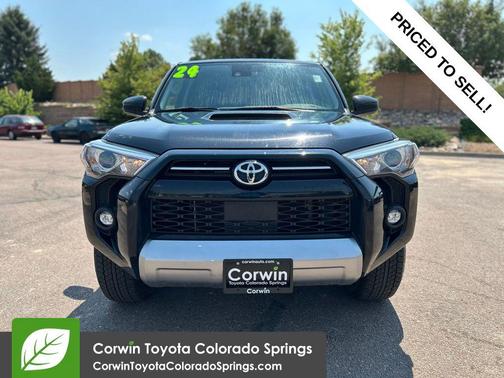 2024 Toyota 4Runner TRD Off Road