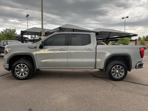 2025 GMC Sierra 1500 AT4