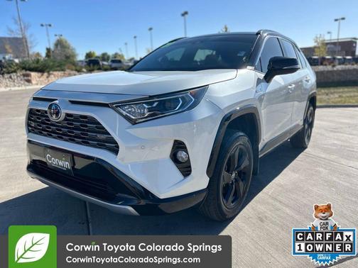 2021 Toyota RAV4 Hybrid SE