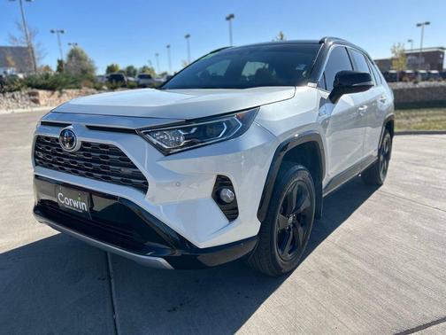 2021 Toyota RAV4 Hybrid SE