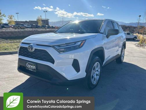 2025 Toyota RAV4 LE