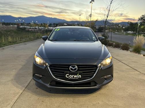 2017 Mazda Mazda3 Touring 2.5