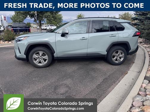 2022 Toyota RAV4 XLE