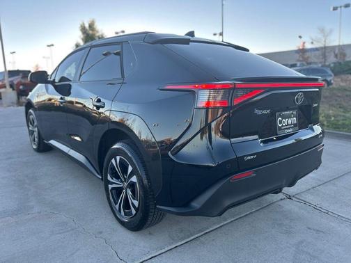 2024 Toyota bZ4X XLE