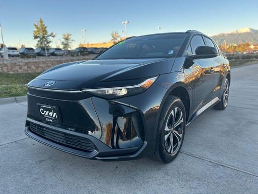 2024 Toyota bZ4X XLE