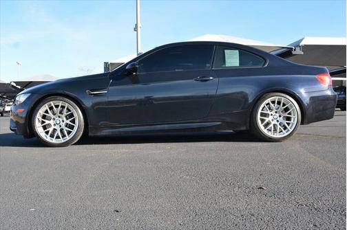 Photo 4 of 27 of 2011 BMW M3 Base