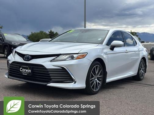 2021 Toyota Camry Hybrid XLE