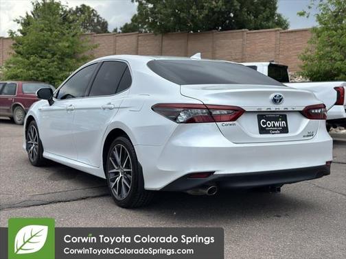 2021 Toyota Camry Hybrid XLE