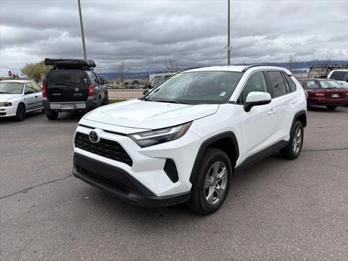 2023 Toyota RAV4 XLE