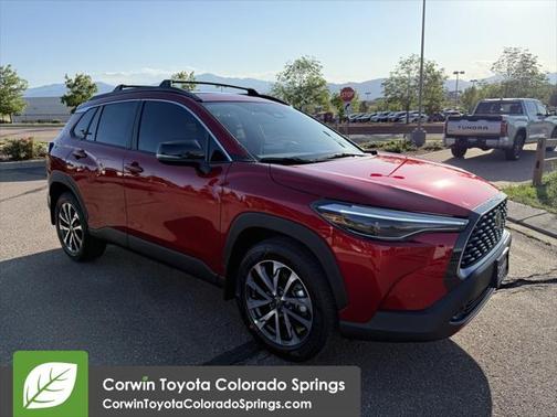2025 Toyota Corolla Cross XLE