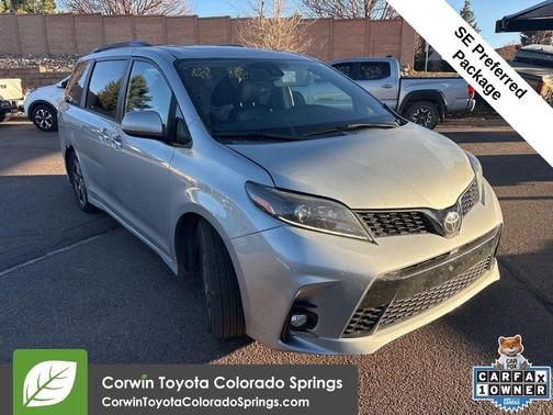 2020 Toyota Sienna SE
