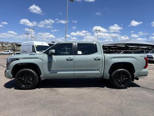 2025 Toyota Tundra Hybrid Platinum