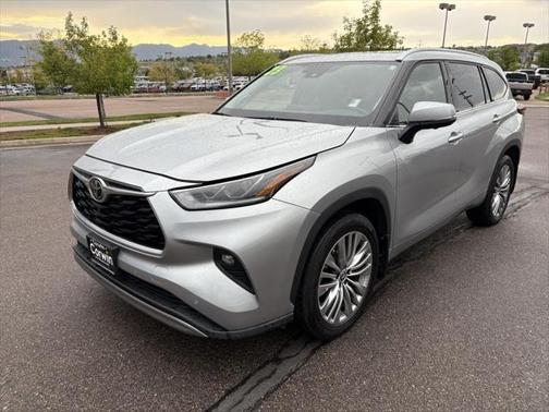 2023 Toyota Highlander Platinum