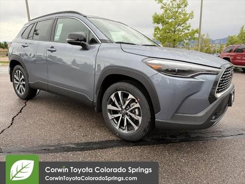 2025 Toyota Corolla Cross XLE