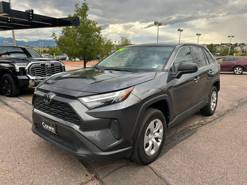 2024 Toyota RAV4 LE