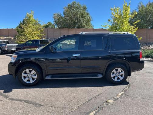 2013 Nissan Armada SV