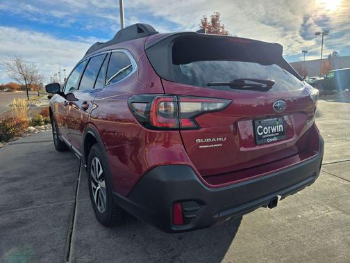 2022 Subaru Outback Premium