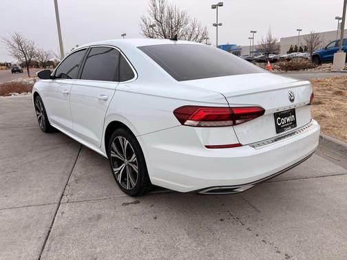 2021 Volkswagen Passat 2.0T SE