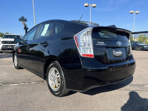 2010 Toyota Prius One