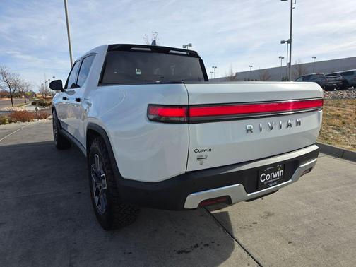 2023 Rivian R1T Adventure