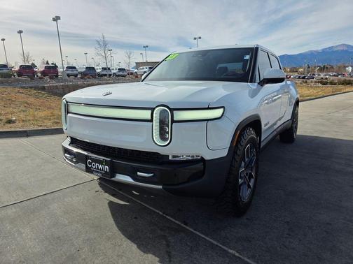 2023 Rivian R1T Adventure