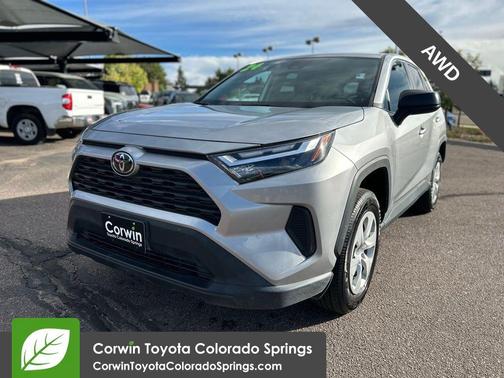 2024 Toyota RAV4 LE