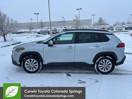 2023 Toyota Corolla Cross LE