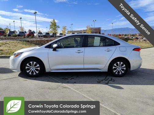 2022 Toyota Corolla Hybrid LE