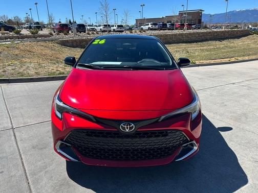 Finish Line Red/Midnight Black Metallic 2026 Toyota Corolla XSE