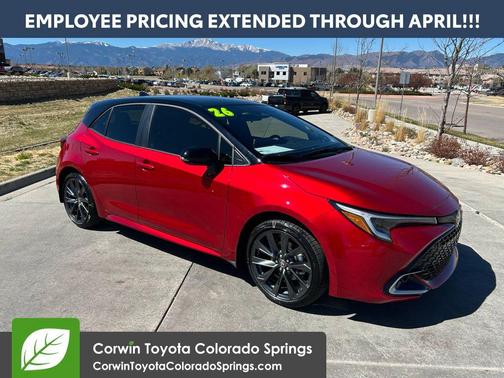 Finish Line Red/Midnight Black Metallic 2026 Toyota Corolla XSE