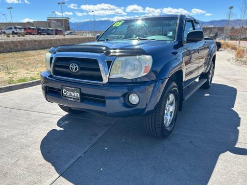 2005 Toyota Tacoma Base