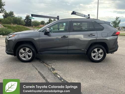 2024 Toyota RAV4 Hybrid XLE