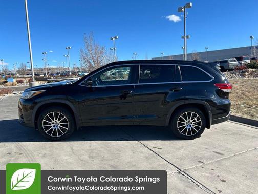 2018 Toyota Highlander SE